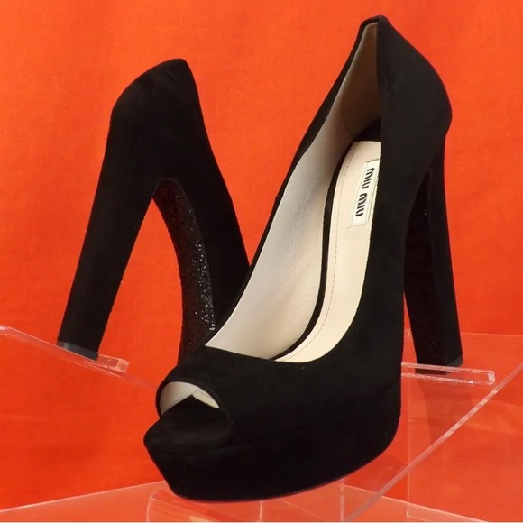 Miu miu peep toe suede pumps with black glitter soles. Absolutely gorgeous. - Picture 7 of 7